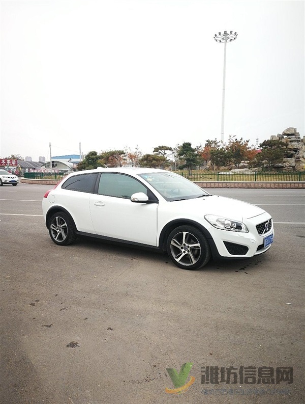 沃爾沃 C30 2013款 2.0L 炫動版-沃爾沃轎跑原版車況