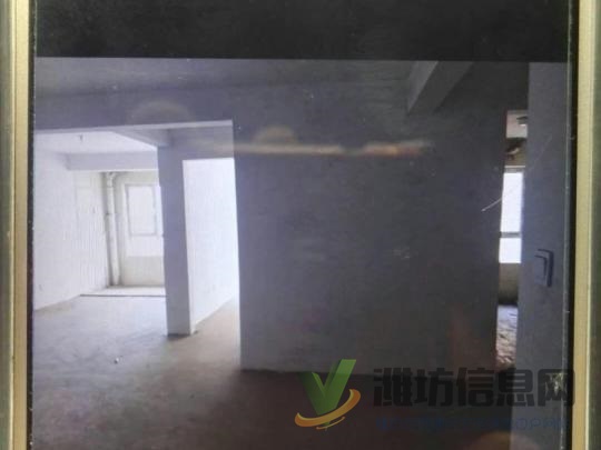 東方學校富氏壹號公館155平三室兩廳兩衛(wèi)更名