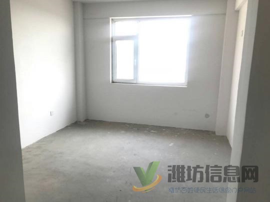 東方學校富氏壹號公館155平三室兩廳兩衛(wèi)更名