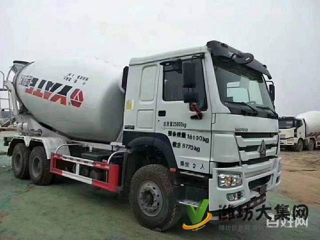 轉(zhuǎn)讓二手豪沃?jǐn)嚢柢?大14方 后八輪 亞特上裝