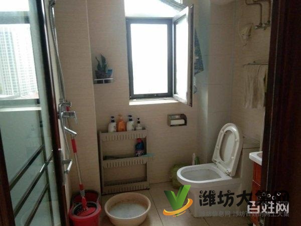 健康街文化路盛世華府豪裝三室 房主急售 隨時(shí)看房