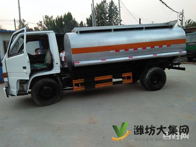 不上戶工地專業(yè)流動加油車|鄉(xiāng)鎮(zhèn)不上戶專用灑水車二手