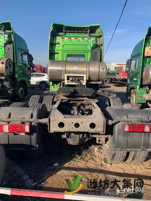 售國(guó)五400馬力二手德龍X3000牽引車(chē) 輕量化版