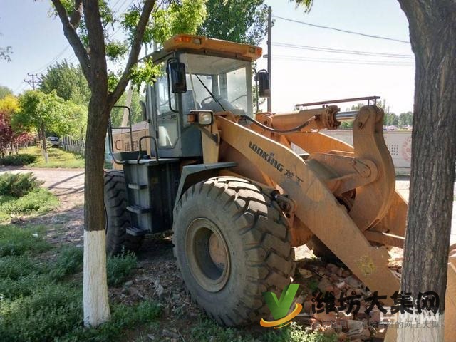 龍工裝載機個人一手車轉(zhuǎn)讓