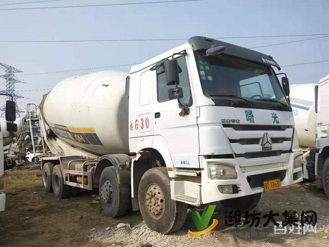 出售二手豪沃?jǐn)嚢柢?大20方 前四后八輪 國四