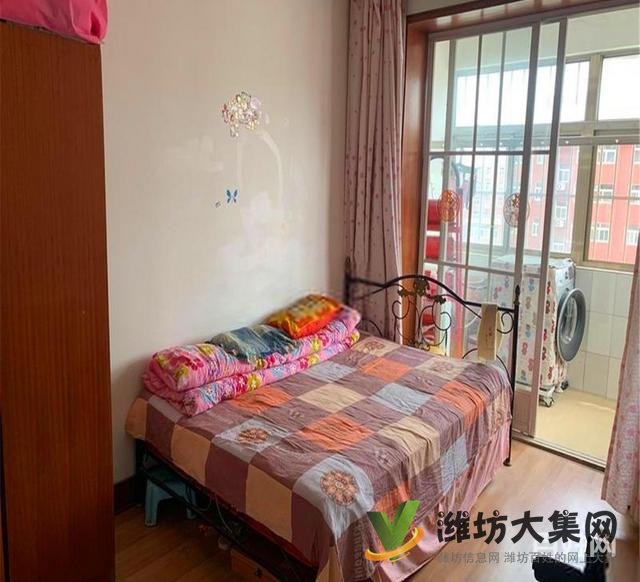 萬達(dá)近 114平方三友文錦苑精裝三室贈(zèng)送外置閣樓