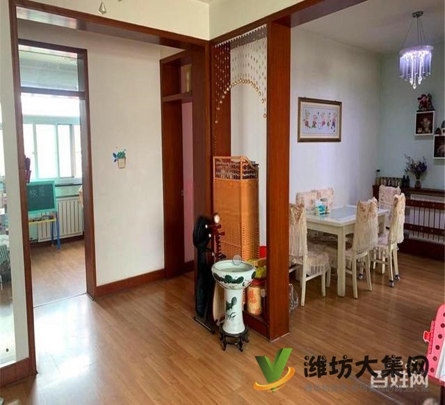 萬達(dá)近 114平方三友文錦苑精裝三室贈(zèng)送外置閣樓