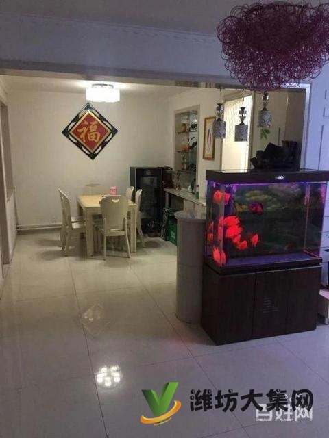 櫻園西區(qū)多層三樓104平米三室朝陽新裝修無稅