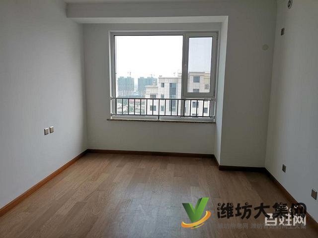 昌大單位房 泰和上筑真材實(shí)料 可更名 124平 送