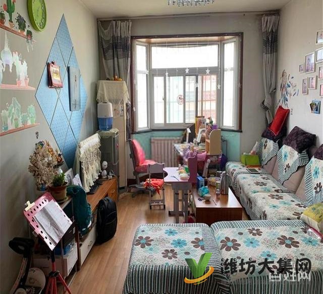 萬達(dá)近 114平方三友文錦苑精裝三室贈(zèng)送外置閣樓