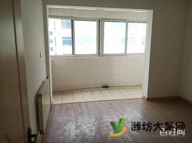 濰棉新樓四樓帶閣樓86平簡裝兩室66萬可議