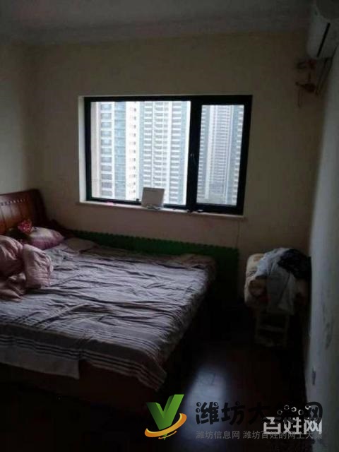 大觀天下近 市府東南精裝大四室全景觀湖 采光好價格