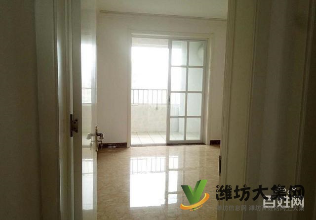 萬(wàn)達(dá)泰華北 樓層好水映幸福城 115平 三室裝修帶