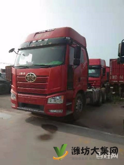 17年國五 500馬力 雙驅(qū)輕體二手解放牽引車