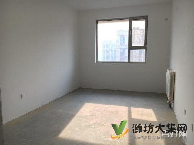 臨近弘潤金茂府隨時看房南北通透三室客廳朝陽大H戶型