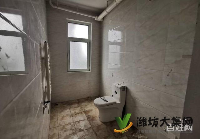 17樓 120平方 客廳朝陽 一期 帶地下室 看房