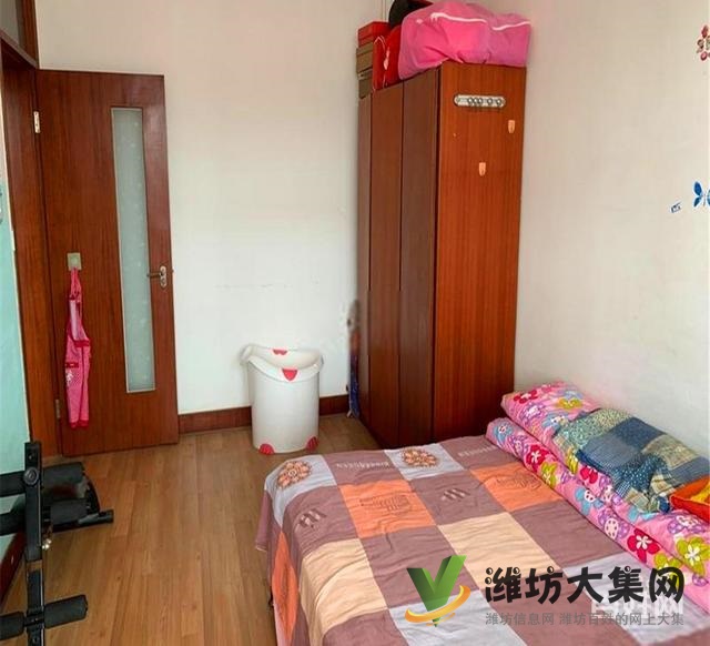 萬達(dá)近 114平方三友文錦苑精裝三室贈(zèng)送外置閣樓