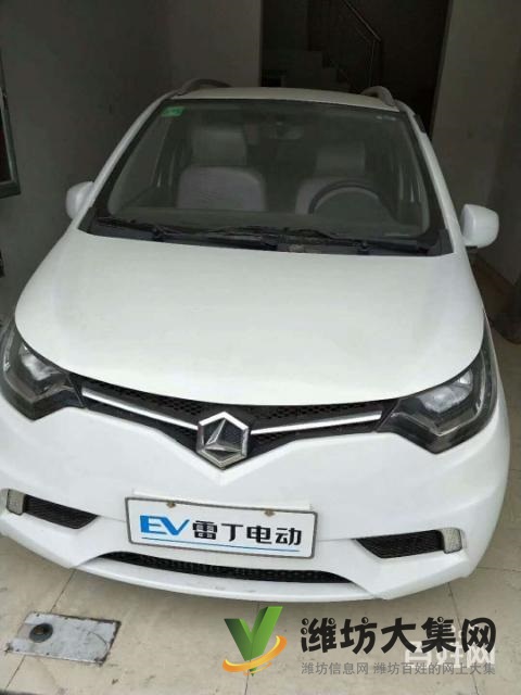 雷丁電動車轎車四輪轉(zhuǎn)讓