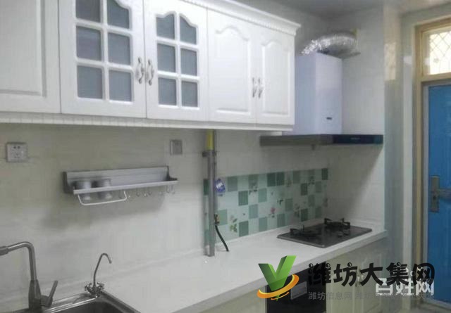 新華* **盛世華府樓層佳133平精裝三室148萬