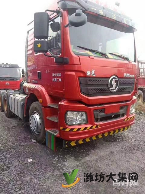 個(gè)人車(chē)轉(zhuǎn)二手德龍牽引車(chē) 國(guó)五雙驅(qū)輕體 375馬力