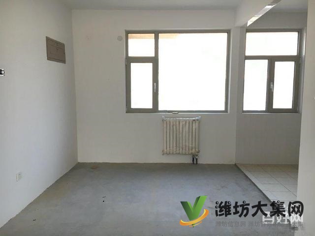 臨近弘潤金茂府隨時看房南北通透三室客廳朝陽大H戶型