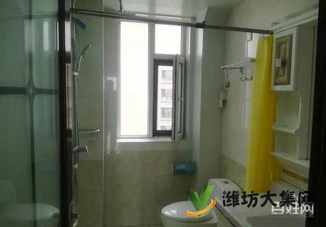 新華* **盛世華府樓層佳133平精裝三室148萬