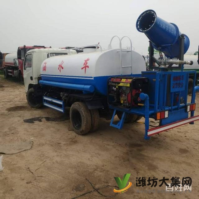 廠家直銷5噸東風(fēng)多利卡灑水車 可用于城市道路