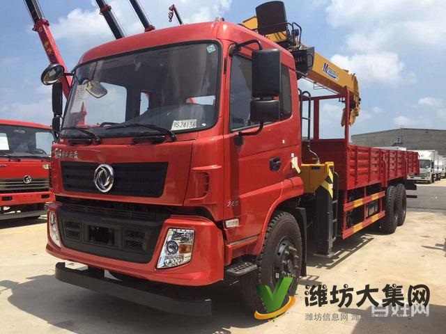 東風(fēng)國五8噸隨車吊廠里特價(jià)處理