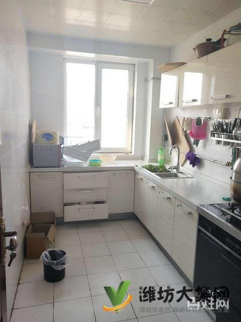 萬達北 130平方東方星 三室 精裝沒住 亞星單