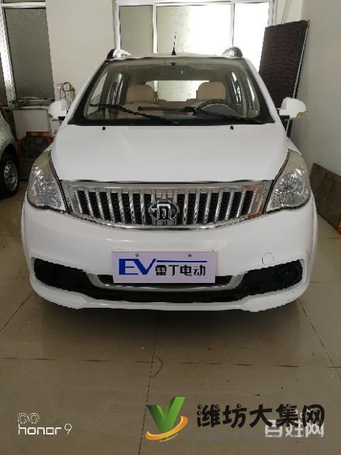 個(gè)人雷丁電動(dòng)轎車，六塊電瓶的，接送孩子用的現(xiàn)在換車