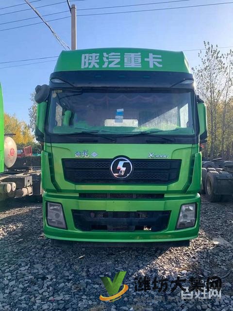 售國五400馬力二手德龍X3000牽引車 輕量化版