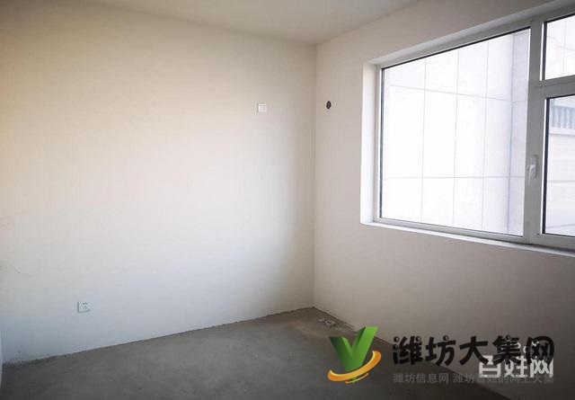 金馬公學楓丹壹號旁 浪琴灣129平 3室毛坯帶地下