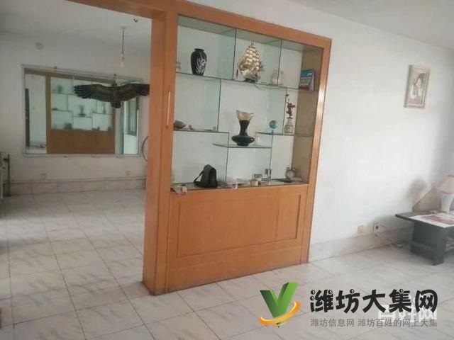 櫻園西區(qū)多層三樓104平米三室朝陽新裝修無稅