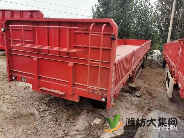 低價轉讓13米60高二手標箱側翻半掛車，原車手續(xù)，