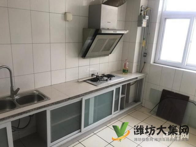 金都時代新城精裝三室緊鄰萬達(dá)生活方便直接拎包入住