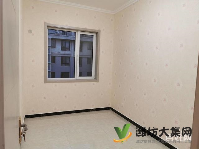 高鐵近 精裝未住 88平 客廳朝陽(yáng) 帶地下室 急售火急