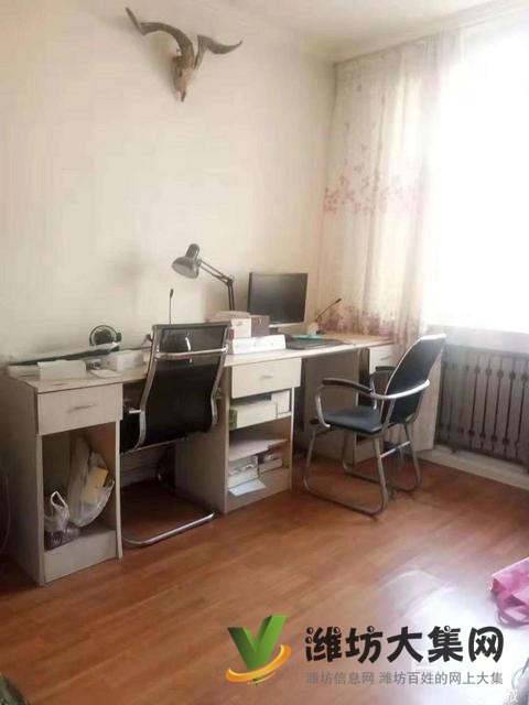 勝利街永安路小學近名都百盛園多層104平精裝3室7