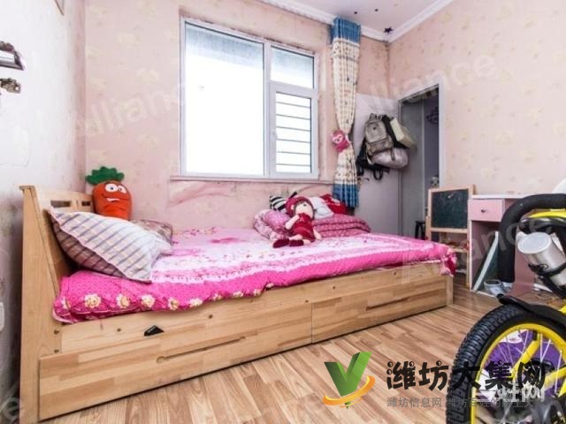 冠華小區(qū)精裝3房南北通透全配位置好實(shí)景拍攝急售