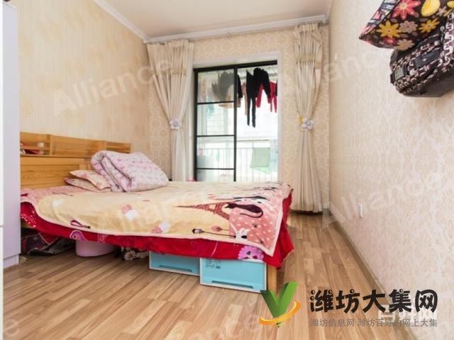 冠華小區(qū)精裝3房南北通透全配位置好實(shí)景拍攝急售