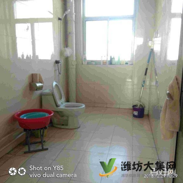 近雙語(yǔ) 大觀園小區(qū) 三室152平 采光好 急售