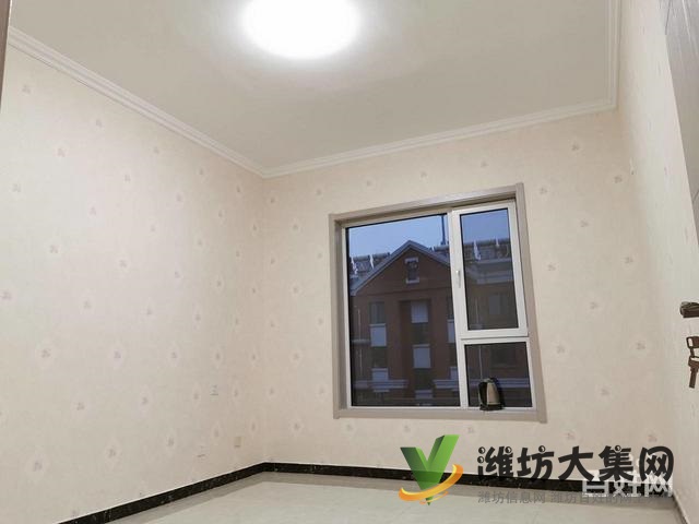 高鐵近 精裝未住 88平 客廳朝陽(yáng) 帶地下室 急售火急