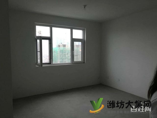 圣菲漫步 3室2 廳戶型方正大氣毛坯房