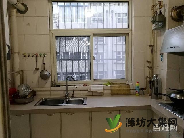 朐陽學(xué)校學(xué) 區(qū)房 翰林苑多層三樓獨棟精裝三室超大空