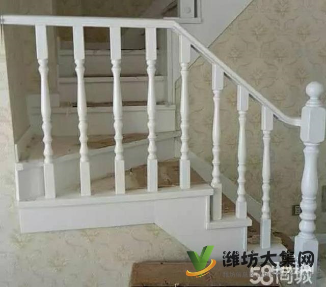 東風(fēng)街上城國際A區(qū)多層6樓送閣樓120平3/2/2