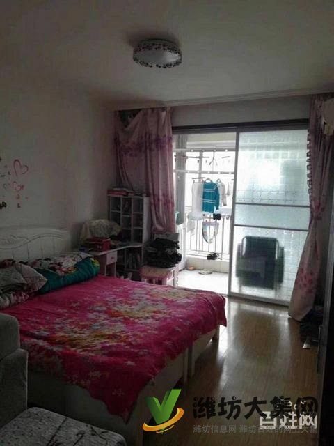 火車(chē)站近健康街小學(xué)107平3室2廳精裝電梯出稅69