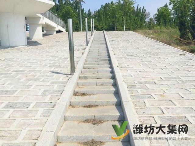 城市中央 大華中央城一樓帶院 帶倉庫車庫 價格好商量