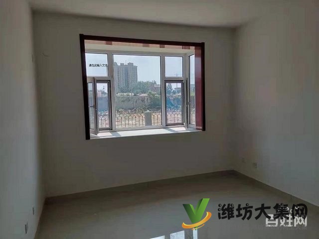 華都頤年園一樓帶院三室兩廳精裝修家具家電齊全雙氣供暖1400