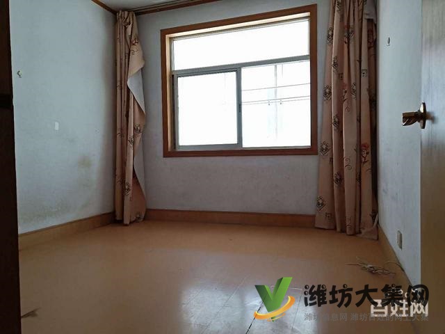 泰華中百蘇寧市立醫(yī)院 福壽街 和平路近多層一樓100平大頂