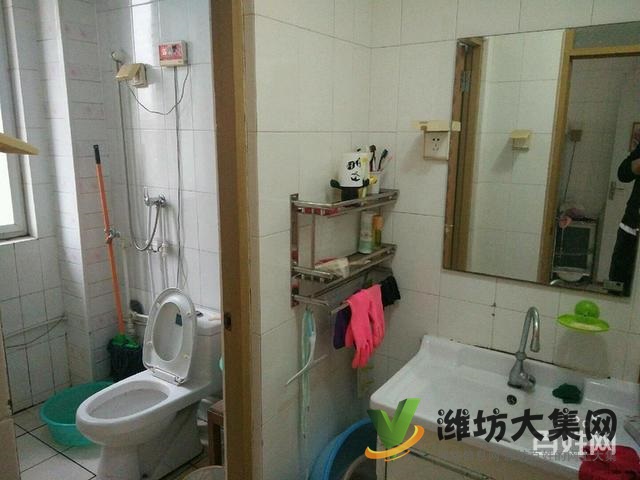 首付5萬買福壽街外國語近多層78平2室朝陽客廳帶窗