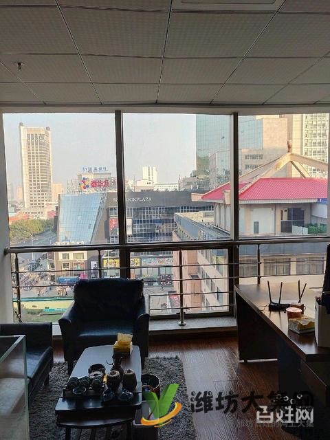 泰華中心50平寫字樓帶中央空調(diào)